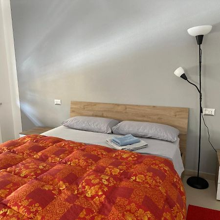 Grande Stanza Matrimoniale In Palazzo Signorile Apartment มิรันโดลา ภายนอก รูปภาพ