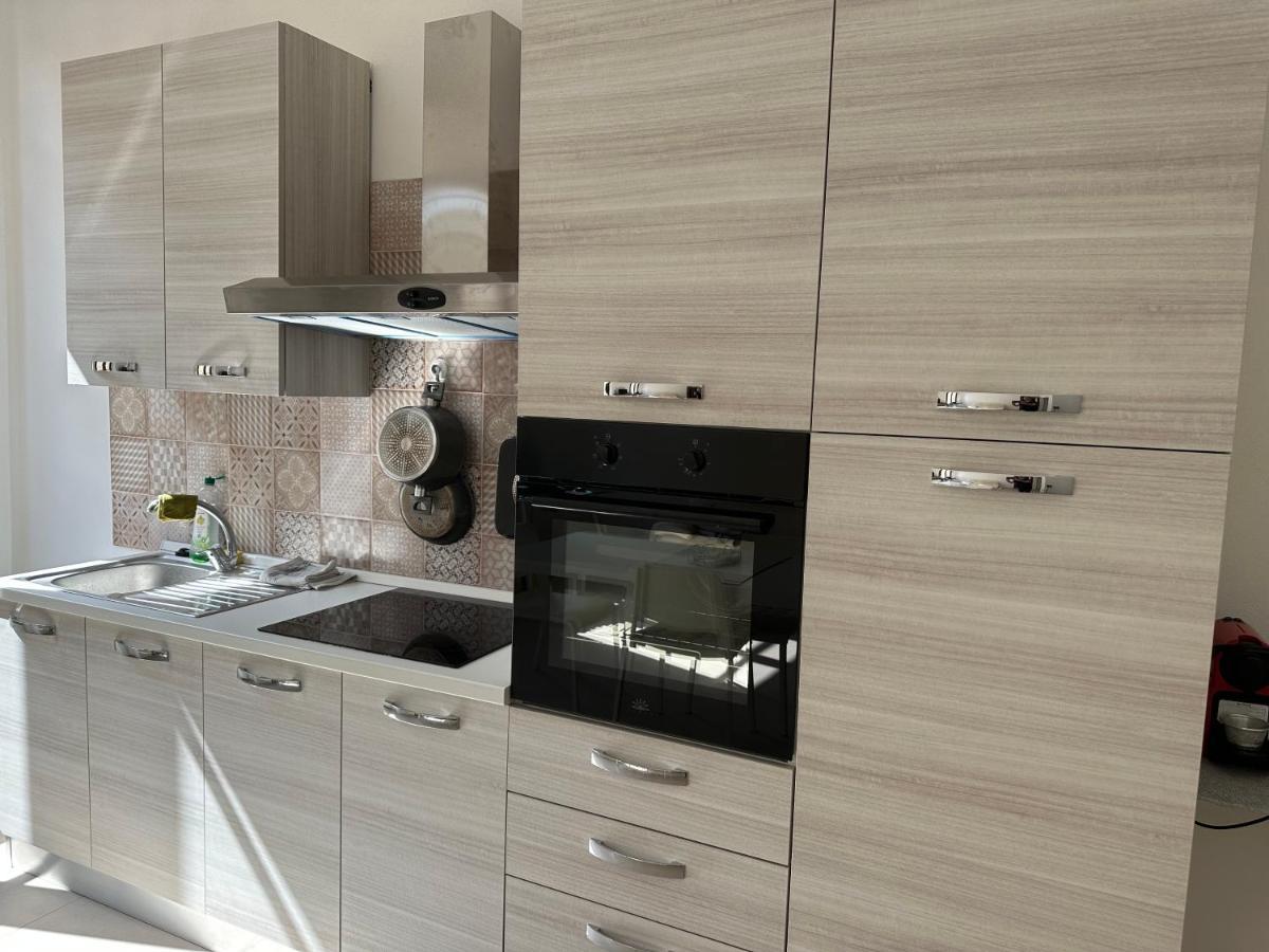 Grande Stanza Matrimoniale In Palazzo Signorile Apartment มิรันโดลา ภายนอก รูปภาพ