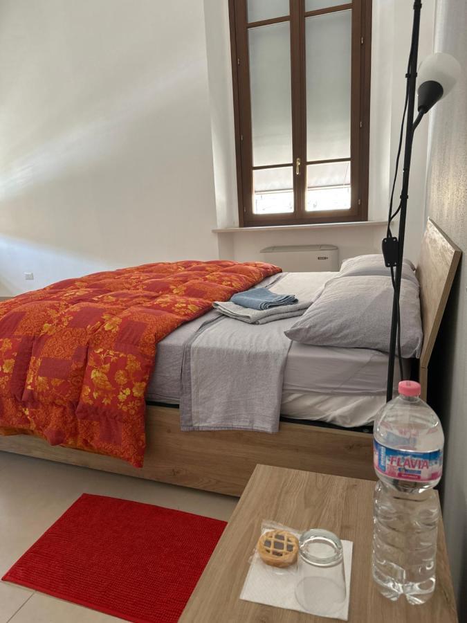 Grande Stanza Matrimoniale In Palazzo Signorile Apartment มิรันโดลา ภายนอก รูปภาพ